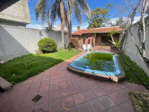Casa en Venta en Bernal, USD 165.000