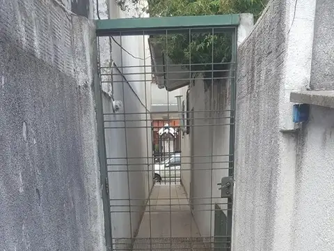 Depto Tipo Casa en Venta de 4 ambientes