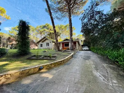 Casa Venta Cariló 5 ambientes  Gas Natural