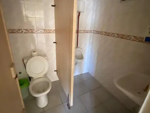 Edificio comercial en venta en San Miguel