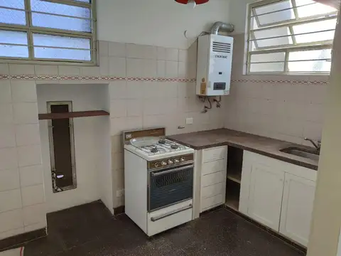 Depto Tipo Casa 3 ambientes con 2 baños