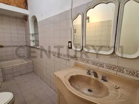 VENTA CASA 2 DORMITORIOS BARRIO OBSERVATORIO