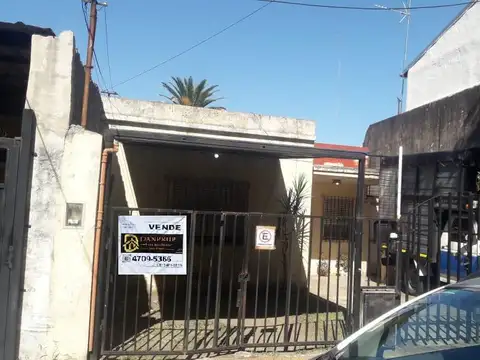 BALCARCE 200 - 2 CASAS - LOTE 260 MTS - V.MARTELLI - VENDE