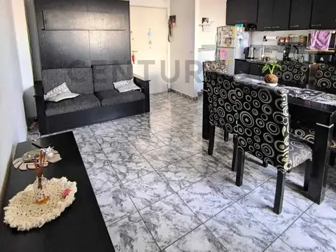 Muy buen departamento de 2 ambientes al lateral en el hermoso barrio de Villa del Parque 