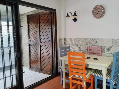 Depto Tipo Casa en Venta con 1 cocheras