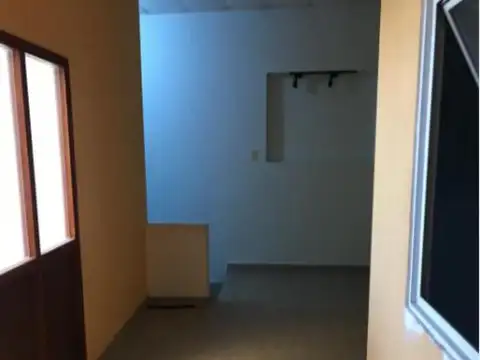 Oficina en Alquiler en Capitan Bermudez, USD 700