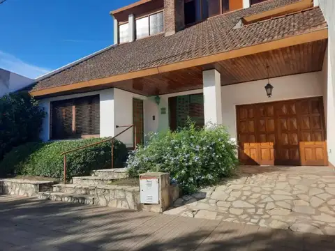 Casa en Venta en Zona Oeste del Gran Bs. As. (Suipacha - Bs. As.)