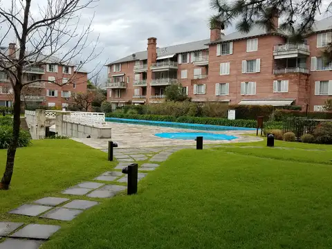 - ALQUILER ANUAL SIN MUEBLES - MONEDA DOLAR - IMPECABLE -       DISPONIBLE 1 DE MARZO DE 2026  