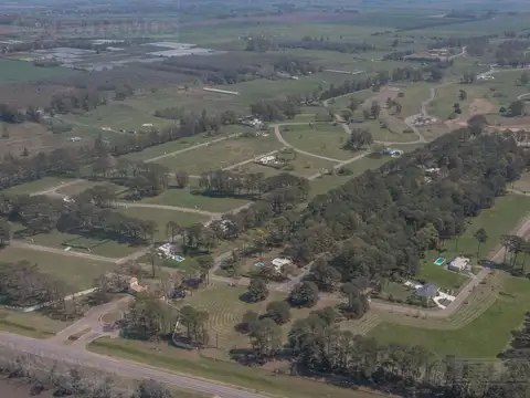 Terreno en Venta en Los Pinares Country Club, USD 48.600