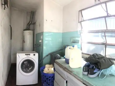 Casa - Venta - Argentina, Capital Federal - Casco 255