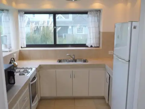 Casa en Alquiler Temporal en Pinamar, USD 0