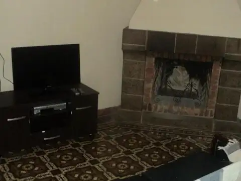 Casa 6 ambientes con 5 baños