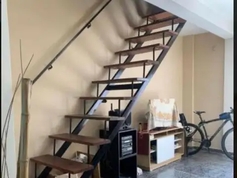 Depto Tipo Casa 2 ambientes con 1 baño