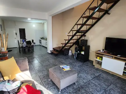 Depto Tipo Casa en Venta al Sudeste