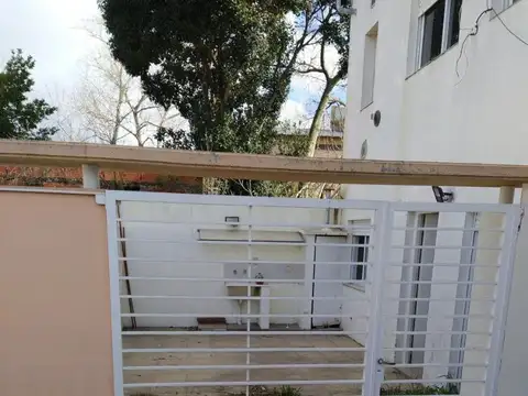 Casa en Venta en Los Hornos, USD 72.000