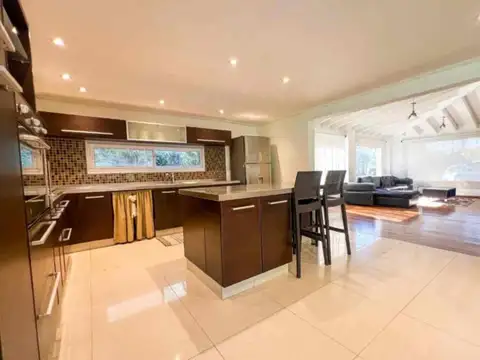 Casa en venta en Echeverria Del Lago CANNING