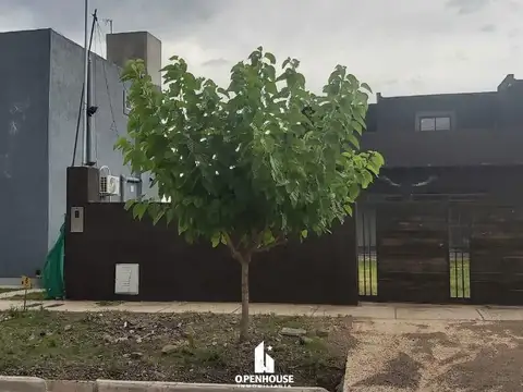 OPENHOUSE alquila fabulosa casa en el Barrio Privado La Yaya, el Challao