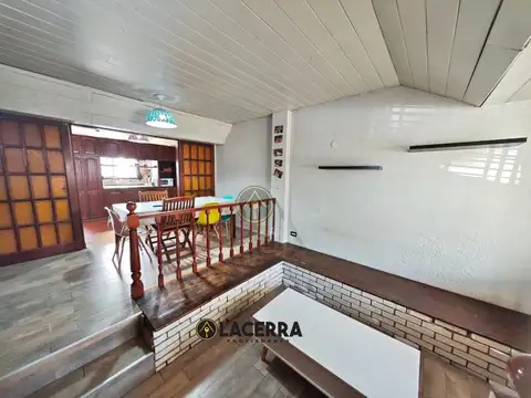 Depto Tipo Casa en Venta de 4 ambientes