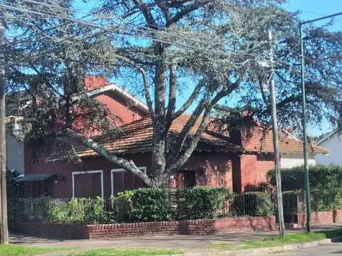 Casa en  Venta en la mejor zona de Bº Parque De las Carreras, San Isidro