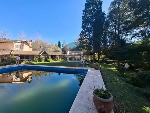 Terreno en El Remanso con piscina