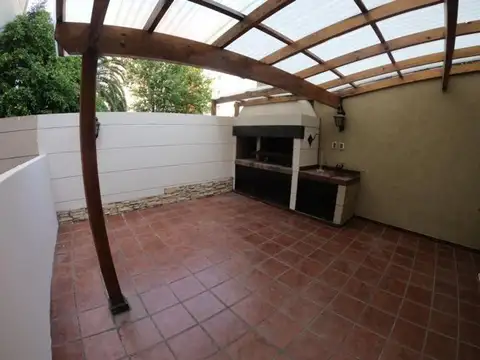 Depto Tipo Casa en Venta al Noreste
