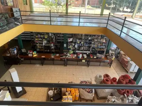 VENTA GRAN LOCAL COMERCIAL EN SAN VICENTE, MISIONES