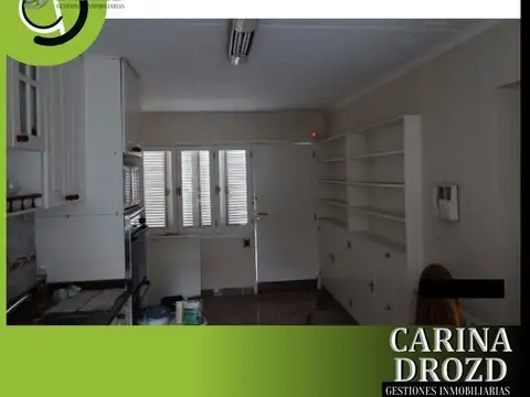 Casa 7 ambientes con 3 baños