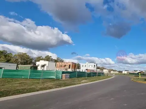 Lote en Venta, Barrio San Ramon, Pilar del Este 100