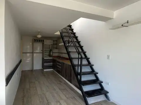 Depto Tipo Casa en Alquiler en San Antonio De Padua, $ 750.000