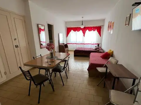 VENTA – Monoambiente en Peatonal San Martín – Mar del Plata