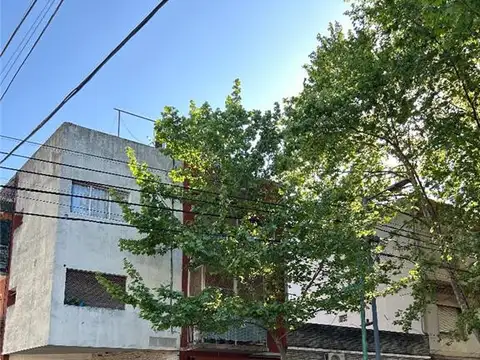 LOCALES - A LA CALLE - PARQUE CHAS, CAPITAL FEDERAL