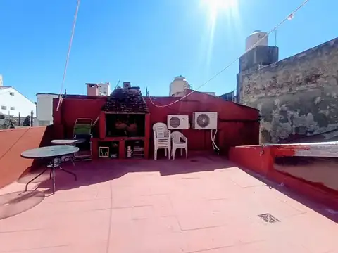 Depto Tipo Casa en Venta de 4 ambientes