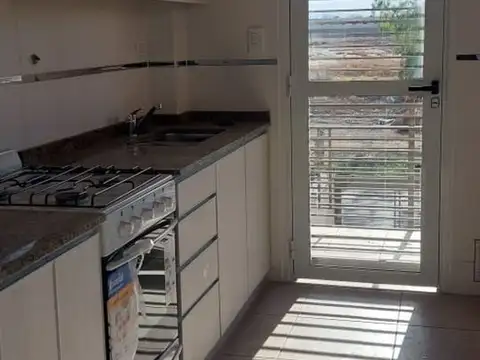 Departamento 4 ambientes con 1 baño