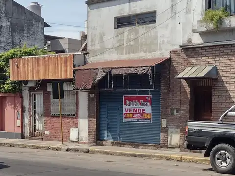 VENTA LOCAL EN SAN ANDRES A REFACCIONAR