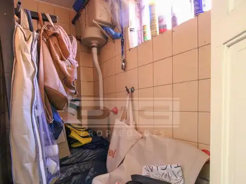 Depto Tipo Casa en Venta 50 años