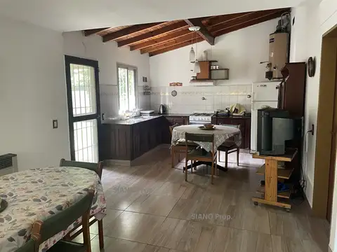 Quinta en Venta con 4 cocheras
