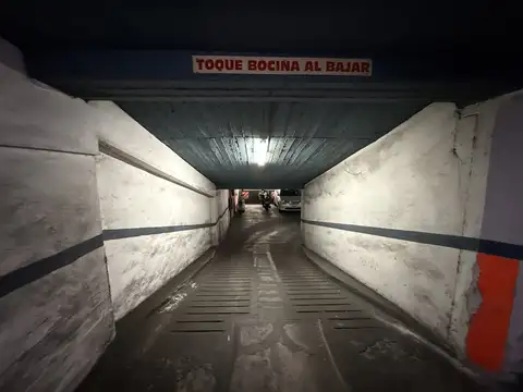 Cochera en Venta Cubierta