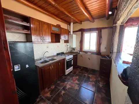 Benito Lynch 100, Piso 4