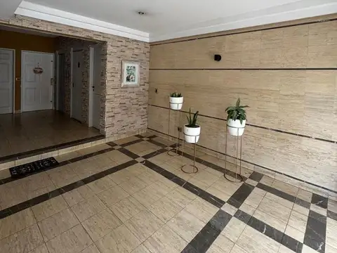 Departamento en Alquiler en Lomas De Zamora, $ 550.000