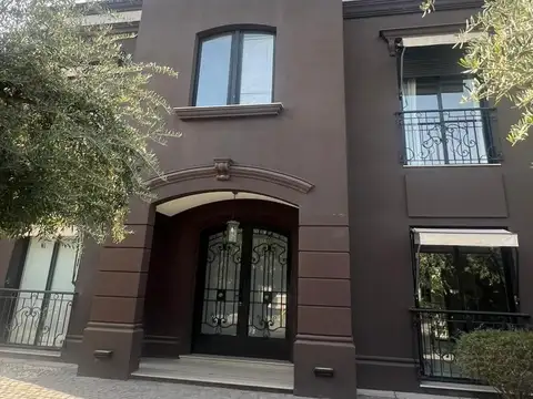 OPENHOUSE vende fabulosa casa en el Barrio El Molino, Guaymallén