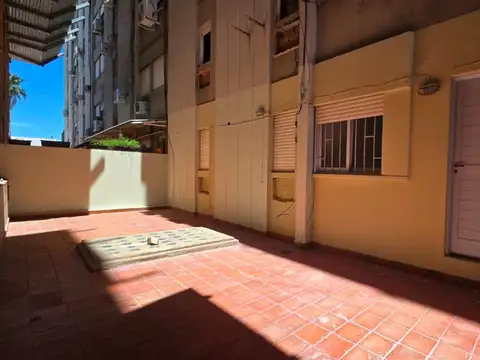 Departamento en Alquiler con 1 cocheras