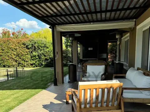 Casa en Venta de 3 dormitorios