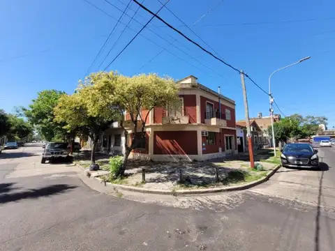 Casa de 3 ambientes con Garage