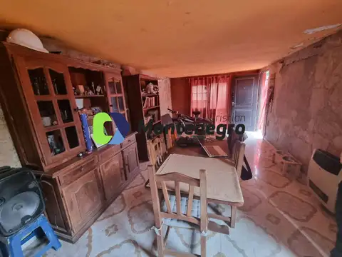 Casa 4 ambientes con 1 baño