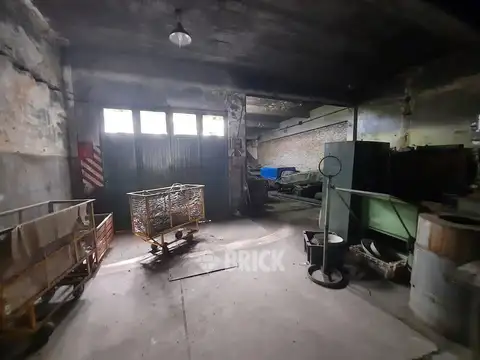 Galpon en Venta en Lanus Este, USD 160.000