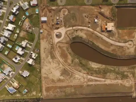 Avda Todos los Santos 4400