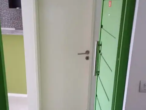 Departamento en Alquiler en Lanus Este, $ 430.000