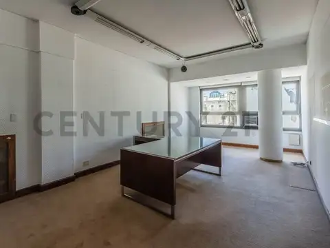 Venta Oficina 6 ambientes  Av. Corrientes y Florida barrio San Nicolás.