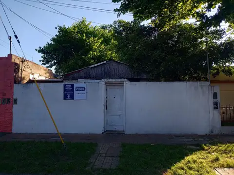 GOBERNADOR EMILIO CASTRO al 4000