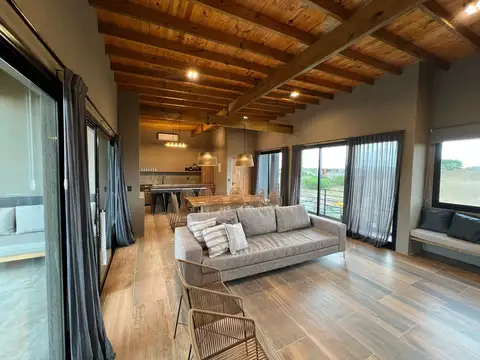 Casa en Venta de 5 dormitorios